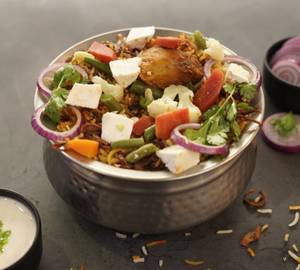 Special Veg Dum Biryani With Raita