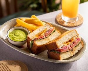 Royale Club Sando With Salmon