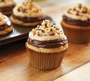 Hazelnut Cupcake with Frosting