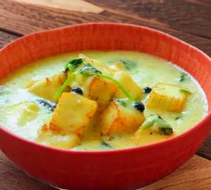 Paneer Kurma (White Gravy)