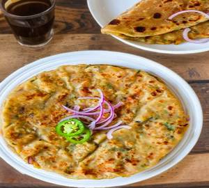 Aloo pyaj paratha