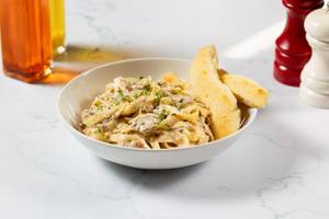 Fettuccini in mushroom sauce
