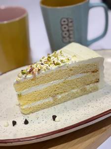 Kesar Pista Rasmalai Pasty
