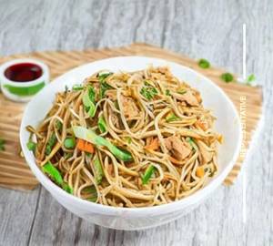 Chicken Hakka Noodles
