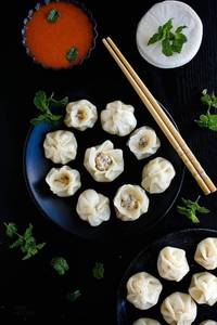 Cheese Filled Steamed Momo's 6 Pcs