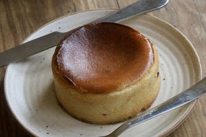 Eggless Burnt Basque Cheesecake