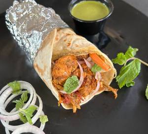 Nadan Chicken Roll