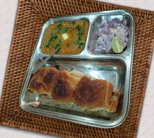 Butter Paneer Pav Bhaji