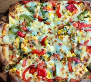Red Paprika Sweet Corn Paneer Capsicum Cheese Pizza [8 Inches]