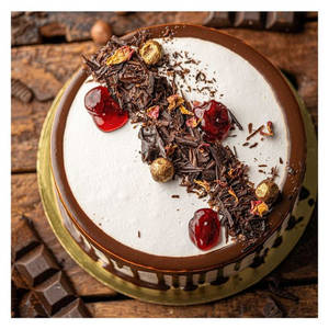 Black Forest Cake 1/2 Kg Cake