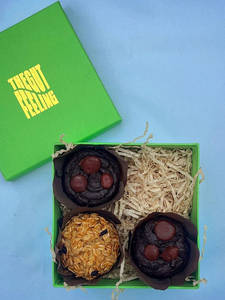 Eggless Muffin Small Hamper