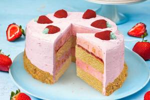 Strawberry Passion Cake