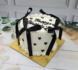 Trending Ribbon Cake