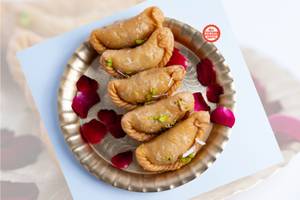 Khoya Gujia / Mawa Gujiya (desi Ghee)