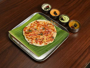 Onion tomato uttappam