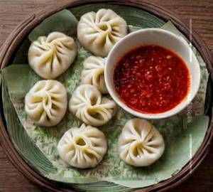 Chicken momo [steam ]                                                                                                                                    