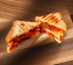 Paneer Chilli Grilled Sandwich