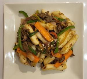 GUNGJUNG TTEOKBOKKI 