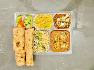 Classic Veg Thali