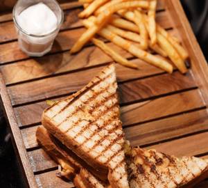 Peri peri paneer sandwich