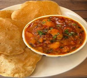 Sattu Puri With Aloo Tamator Sabji (3 Pcs)