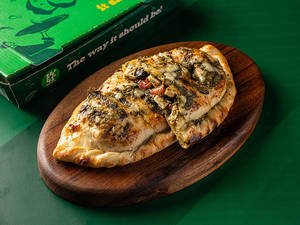 Chicken Pesto Calzone