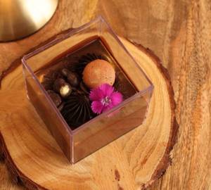 Chocolate Cake [1 Tub, 220 G]