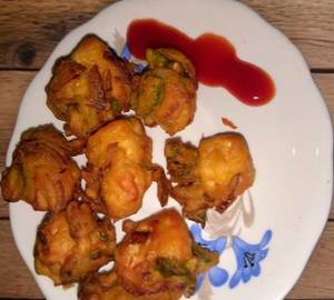 Paneer Pakoda 8 Pc
