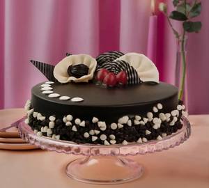 Eggless Choco Chips Cake 