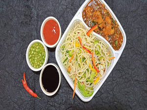 Chilli Paneer + Hakka Noodles
