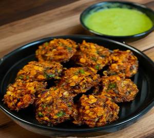 Veg Pakoda 8 Pc