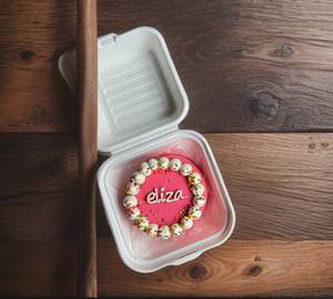 Eggless Strawberry Dreamlette Bento/Mini Cake [250 Grams]