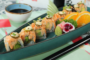 Avocado & Jalapeno Maki