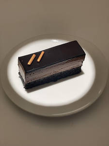 Belgian Dark Choco Mousse Cake (eggless)