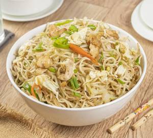 Egg Hakka Noodles