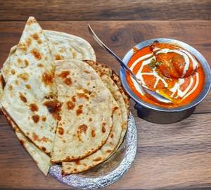 Butter Chicken Half + 2 Butter Naan