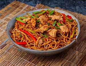 Special Chicken Schezwan Noodles