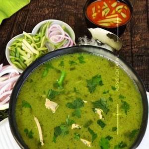 Chicken Amdavadi Green Soup