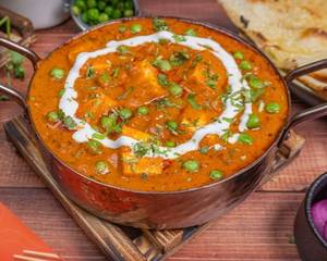 Matar Paneer