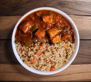 Veg fried rice with chilly paneer(4 pcs)