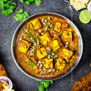 Matar paneer