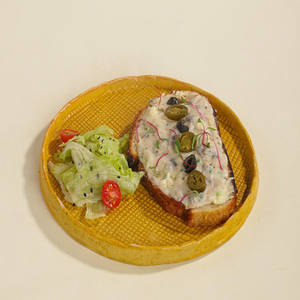 Cream Cheese Mushroom Thyme Toast (200 Gms)