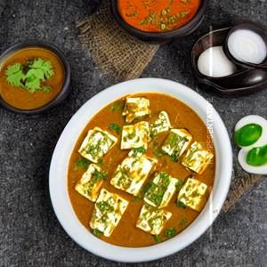 Matar Paneer