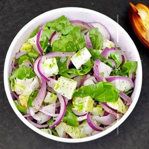 Onion salad