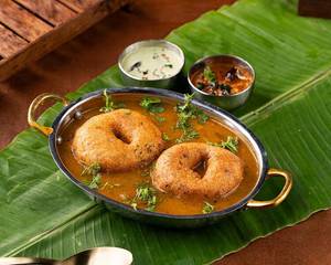 Sambhar Vada
