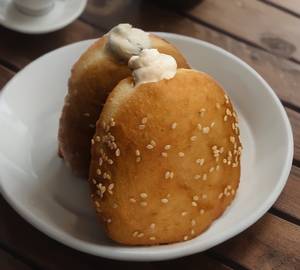 Cream cheese filled Bombolonis 