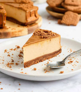 Lotus Biscoff Baked Cheesecake Slice