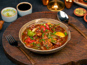 Chicken In Schezwan Sauce