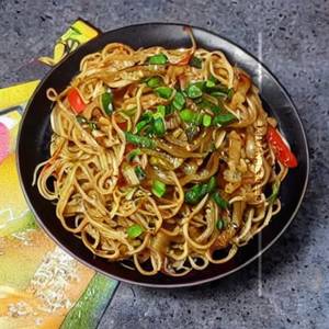 Burnt garlic noodles [mixed]