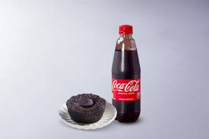 Choco Lava Cake + Coke (475 ml) 